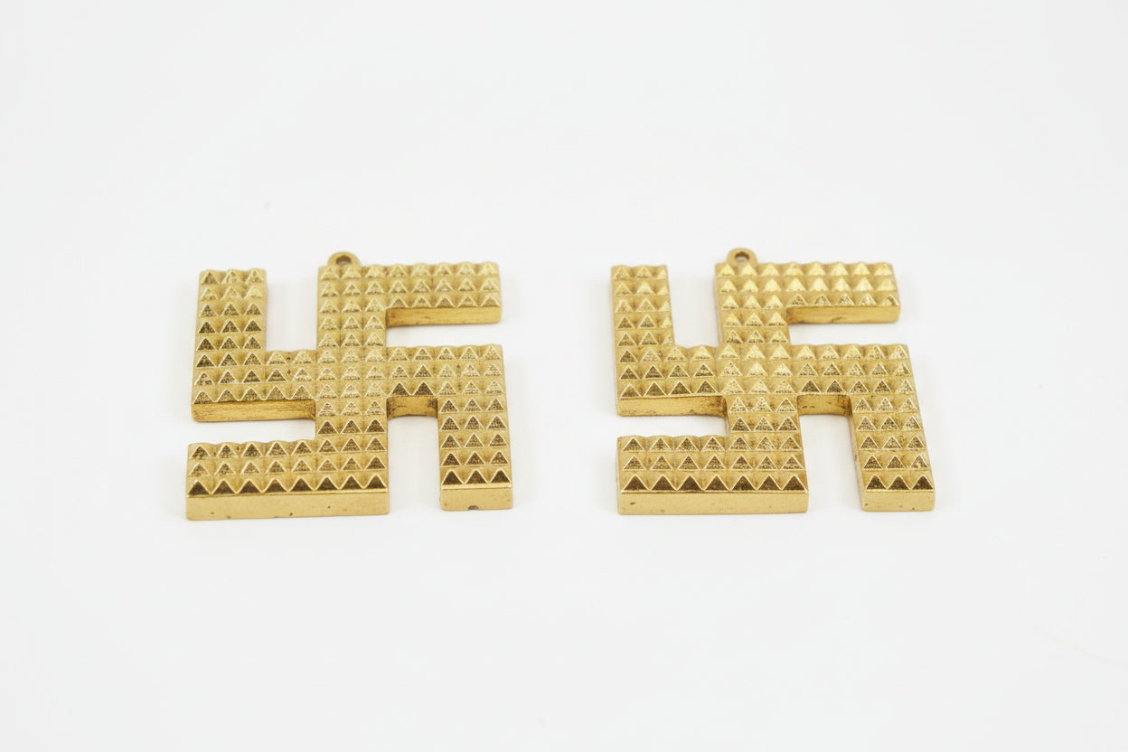 Metal Swastik Pyramid