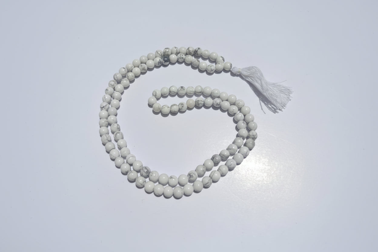 Howlite Mala